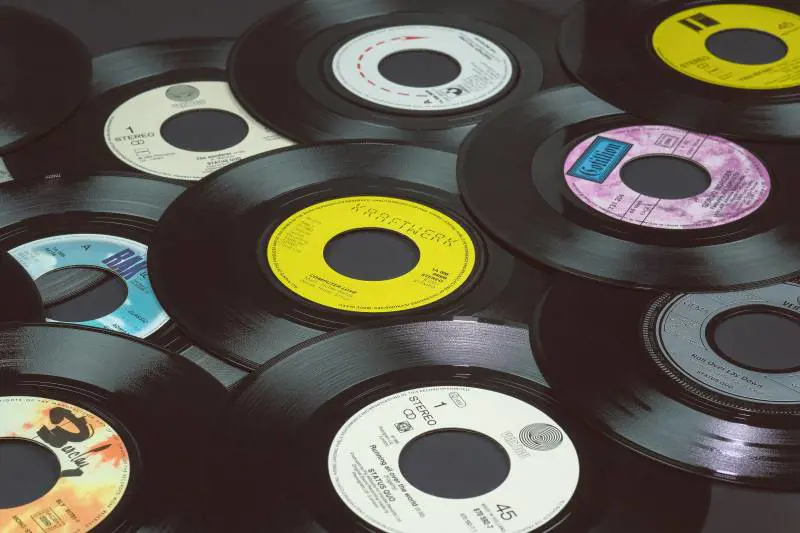 Da Bowie a Lucio Battisti. Ecco le chicche in arrivo solo su vinile
