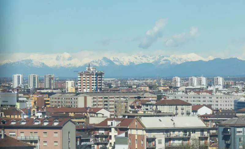 Meteo, cambia tutto: arriva l’anticiclone, ecco quanto durerà