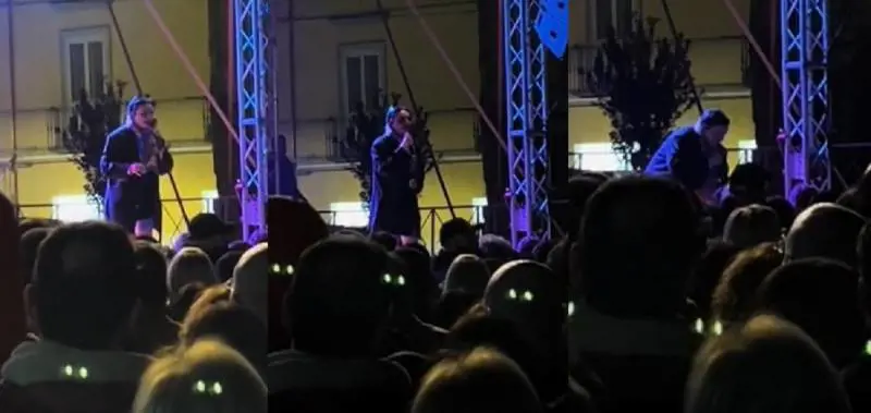 "Ambulanza, ambulanza!". Panico al concerto per Arisa