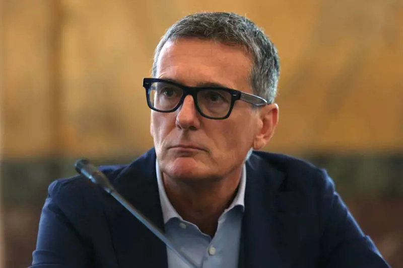 EssiLux corre verso 28 miliardi con i nuovi prodotti vista-udito