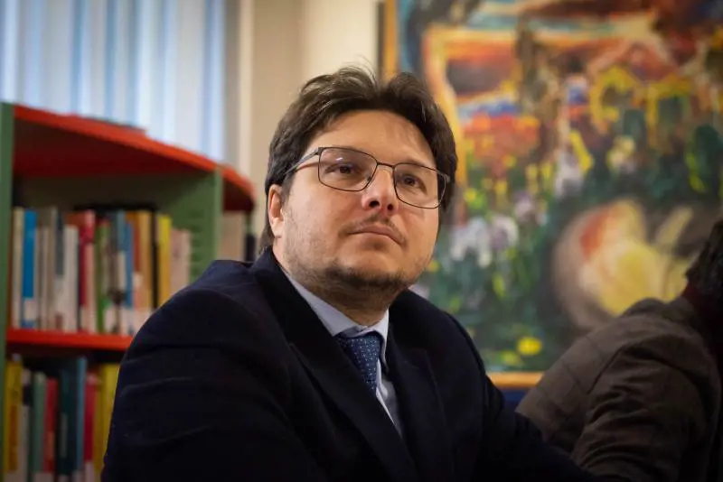 Piemonte, Telepass gratis in cambio di voti. E il candidato Pd si ritira dalla corsa alle Europee