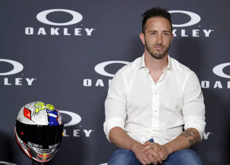 Dovizioso cade con la moto da cross, ricoverato d'urgenza a Firenze