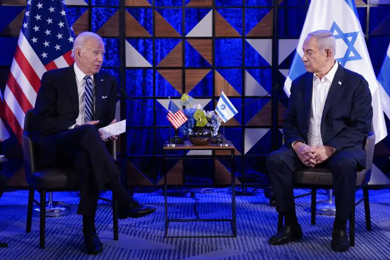 Netanyahu convoca il gabinetto di guerra. Ma Biden: "Hai avuto una vittoria, prendila"