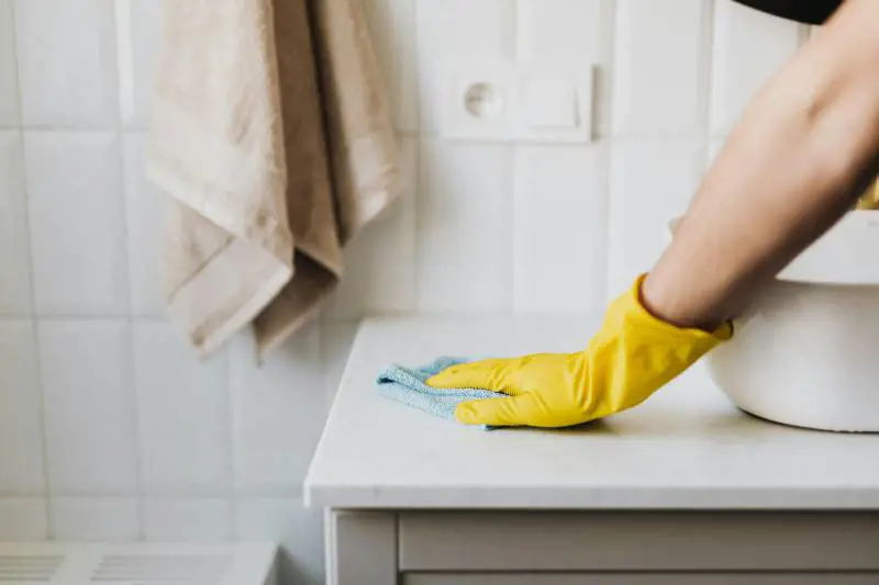 Assicurazione contro gli infortuni domestici: come funziona e a chi interessa