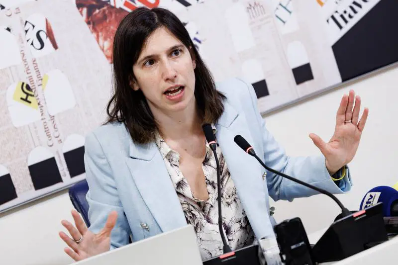 L’ha capito pure Schlein, Amadeus pianga poco e la Gruber: quindi, oggi…