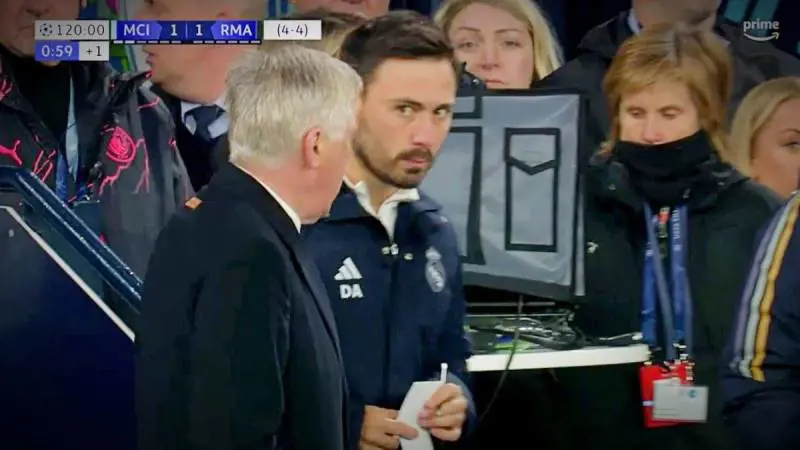 Il foglietto "segreto" di Davide Ancelotti al padre: così ha vinto il Real Madrid