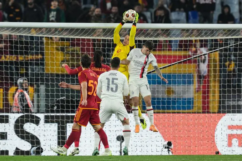 Roma-Milan, le pagelle: Pellegrini e Dybala top, Milan poco incisivo