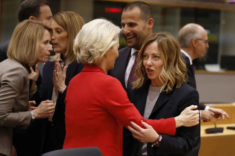 Meloni su Draghi sceglie la cautela. "Dibattito buono nella campagna per le Europee"