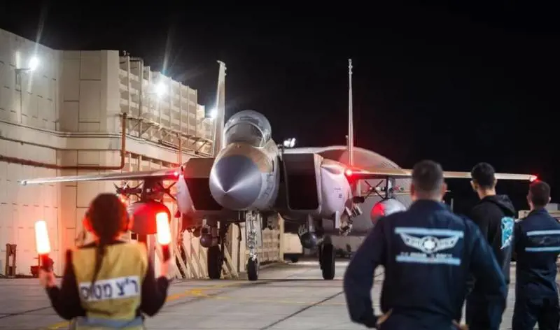 Attacco all'Iran, Usa avvertiti ma non coinvolti nel blitz d'Israele
