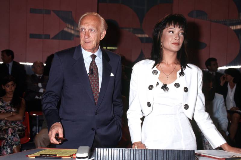 Raimondo Vianello con Kay Sandvick a Pressing (1990)