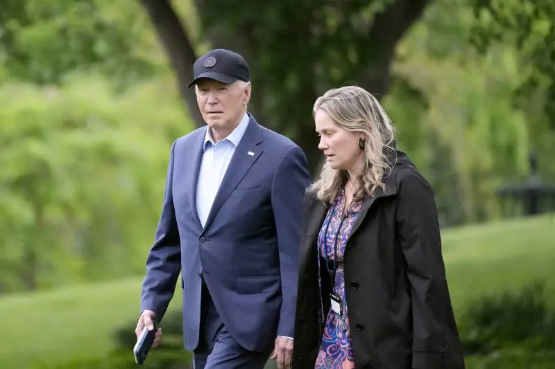 “Mio zio mangiato dai cannibali”. La strana frase che mette nei guai Biden