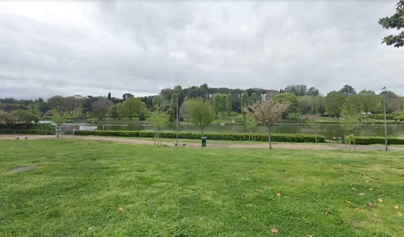 Roma, paura all'Eur, coppia assalita da una baby gang: nel gruppo anche due bambine