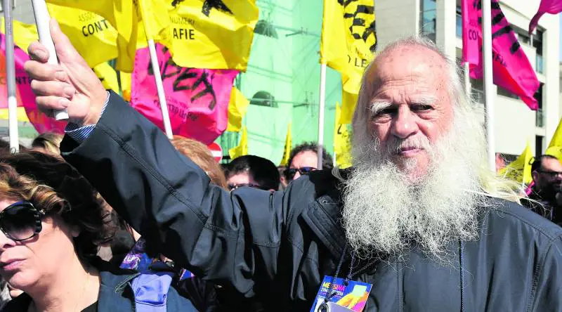 Vincenzo Agostino e i 35 anni contro la mafia. Mattarella: "Un esempio"