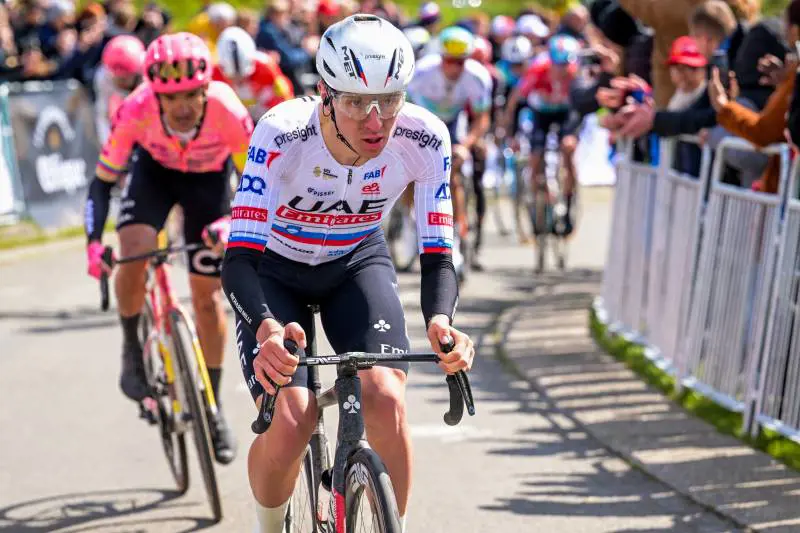 Giro d’Italia 2024, favoriti, tappe e insidie: tutto quel che c’è da sapere sulla corsa rosa