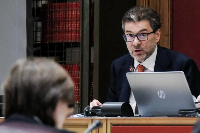 Superbonus, Giorgetti: "Come nel Vajont, la valanga era già partita"