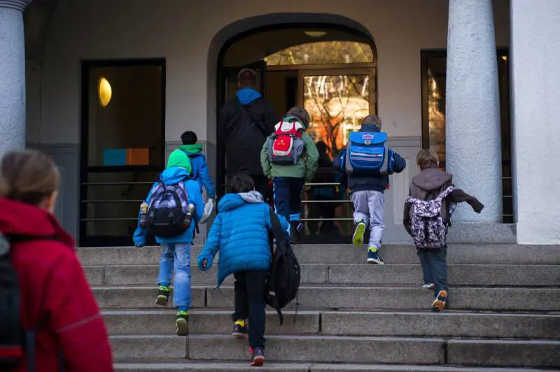 In gita solo chi ha la media dell'8: esclusi alunni con disabilità. Valditara: "Non condivido"