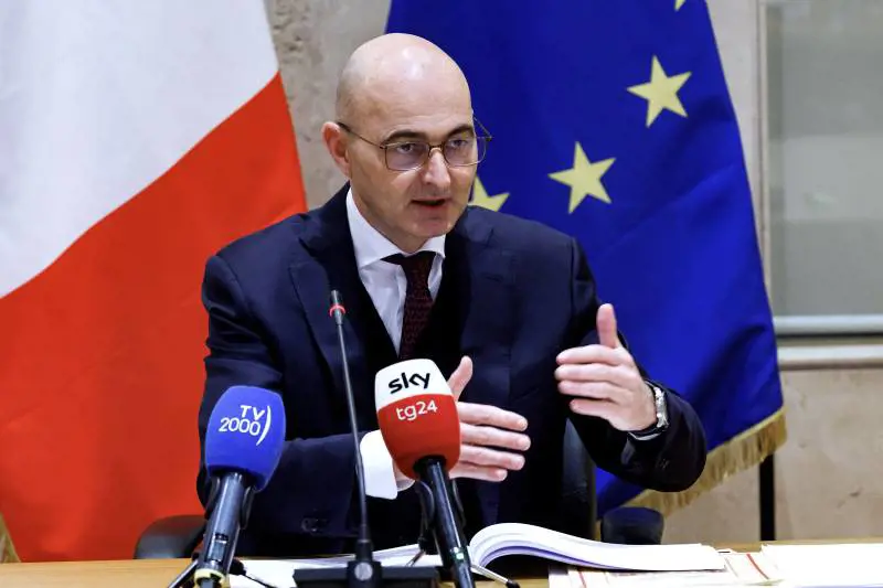 L'avverbio non è uguale per tutti