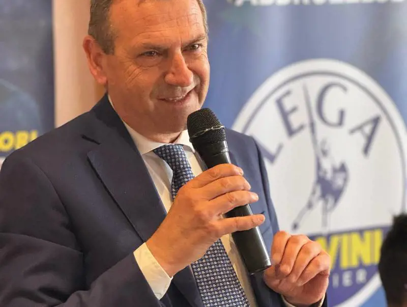"Morite", "Fasci appesi". Minacce choc contro il candidato della Lega alle europee
