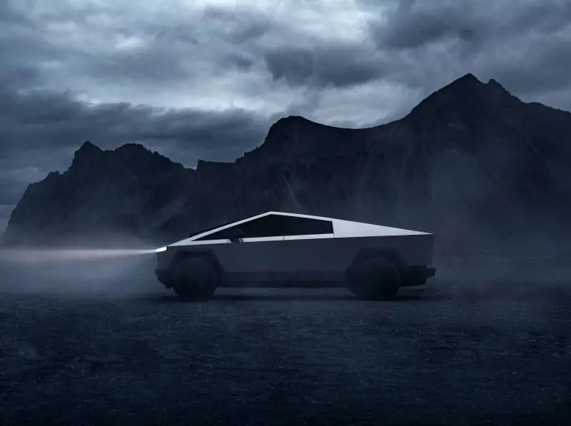 A tu per tu con la "Bestia" di Musk