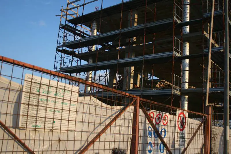 Casa, cambiano le regole dell'agibilità: obblighi e requisiti | La guida