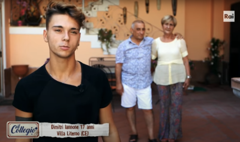 Dimitri Iannone, ai tempi de Il Collegio, nel suo video di presentazione insieme ai genitori