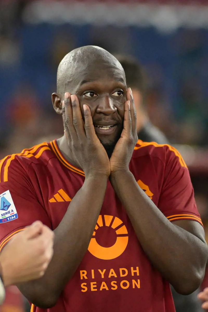 Roma, Lukaku regalo d'addio: il derby per il 6° posto