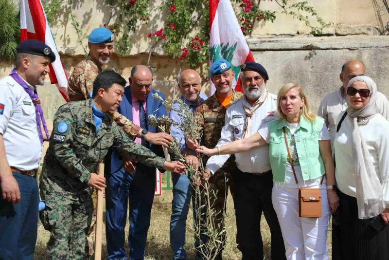 Il contingente italiano torna nelle scuole del sud del Libano