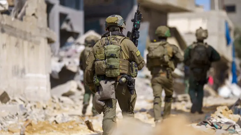 "Evacuati 950mila civili". Israele sgombera Rafah. Ma Hamas attacca ancora 