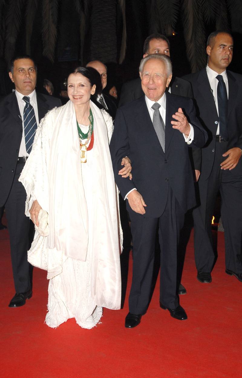 Carla Fracci con Carlo Azelio Cimapi all'anteprima film Premio Marc'Aurelio (2006)