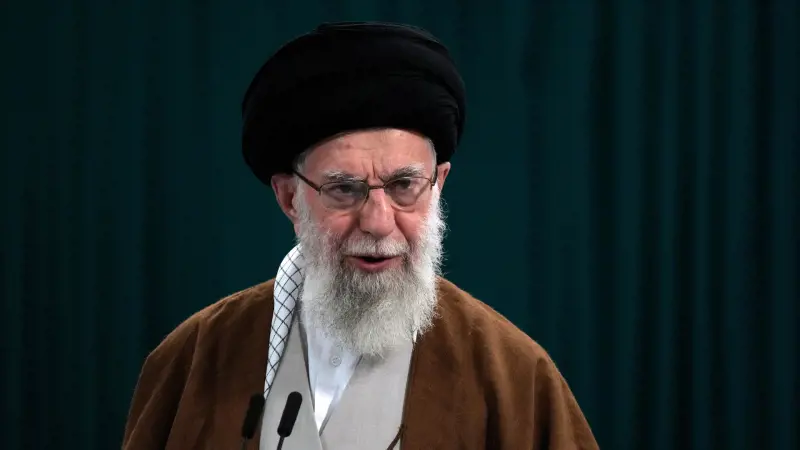 "La nostra risposta sarà brutale": Khamenei ha dato l'ordine di prepararsi ad attaccare