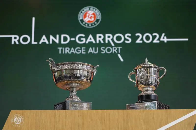 Roland Garros, sorteggiati i tabelloni: Sinner debutta con Eubanks