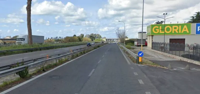 Napoli, incidente mortale a Giugliano. Scontro fra scooter, un conducente decapitato