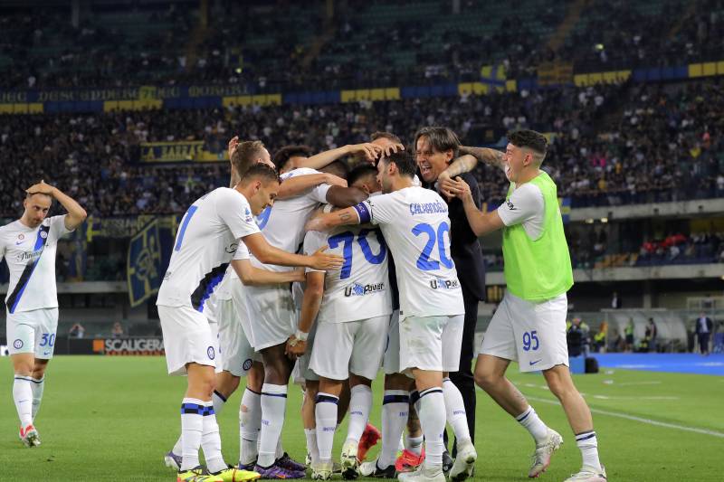 Arnautovic festeggiamenti Hellas Verona Inter
