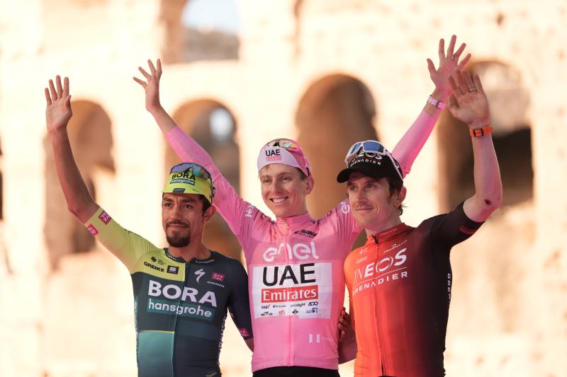 Giro 2024 tappa 21 Martinez podio