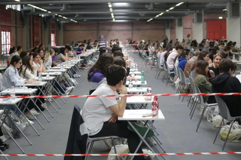 Da Don Abbondio alla Ferrari, le domande del test di Medicina e il calcolo del punteggio