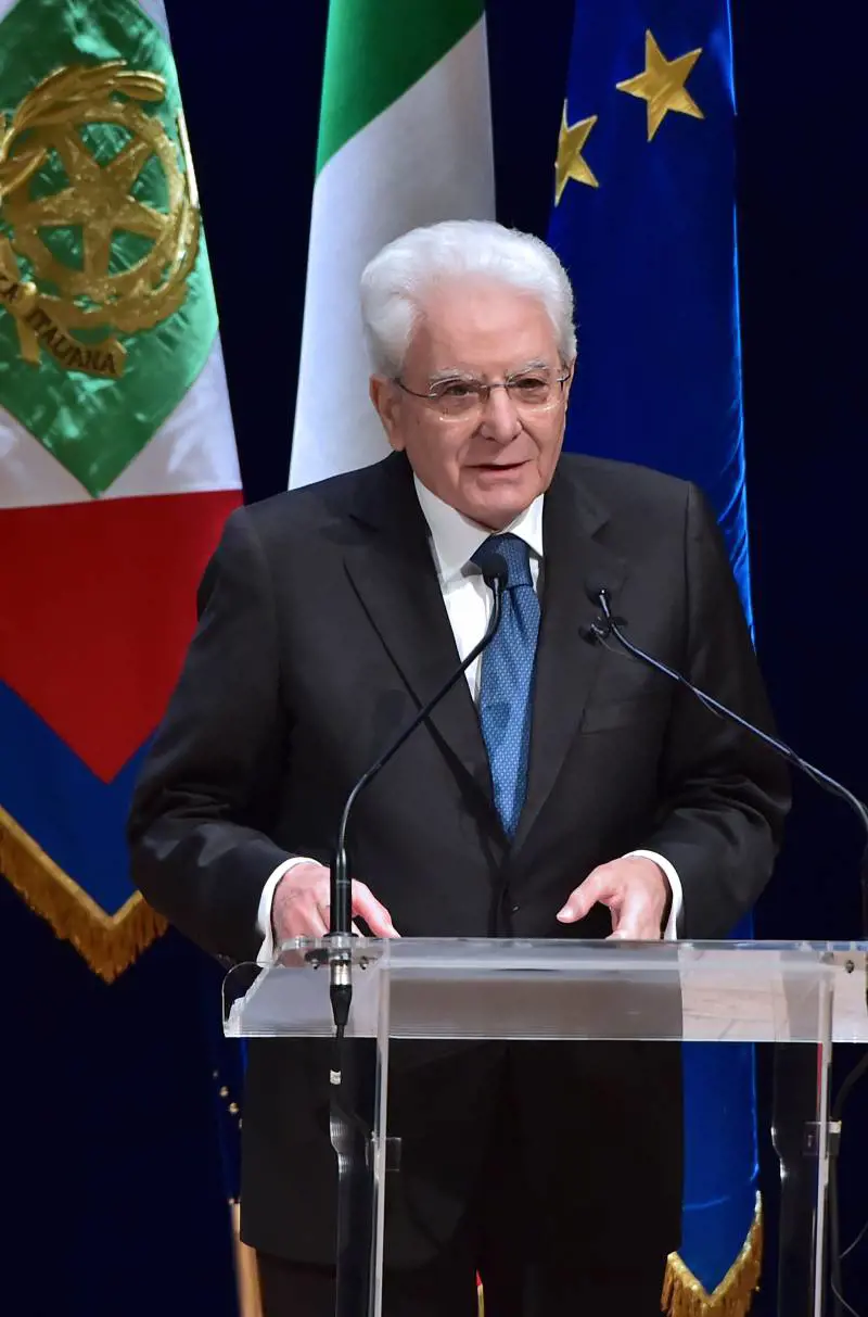 Le condizioni di Mattarella: nessun muro contro muro