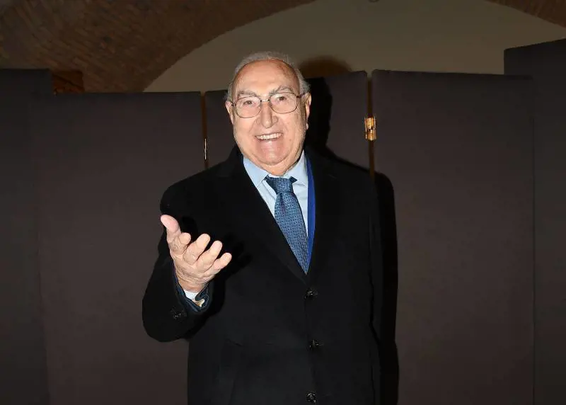 Addio a Pippo Baudo, tutti i messaggi di cordoglio. Meloni: "Grazie di tutto"