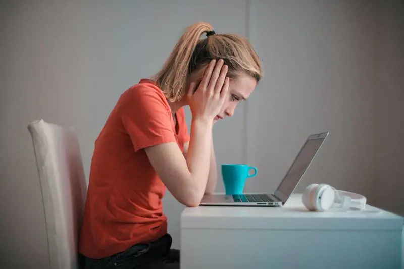 Lavoro e assenze ingiustificate: ecco cosa si rischia ora