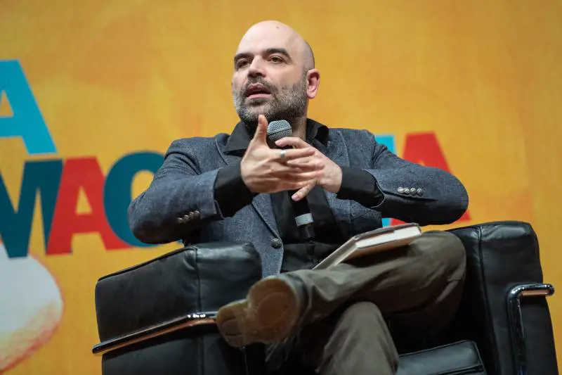 "In Rai c'è la censura". Saviano va in onda ma attacca ancora il governo
