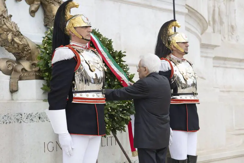 2 giugno, Mattarella: "Difendere ogni giorno indipendenza e libertà". E Meloni: "È la festa della nostra unità"