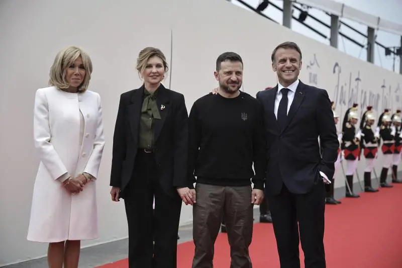 Caccia di quarta generazione e brigata di 4.500 uomini: il piano di Macron per Kiev