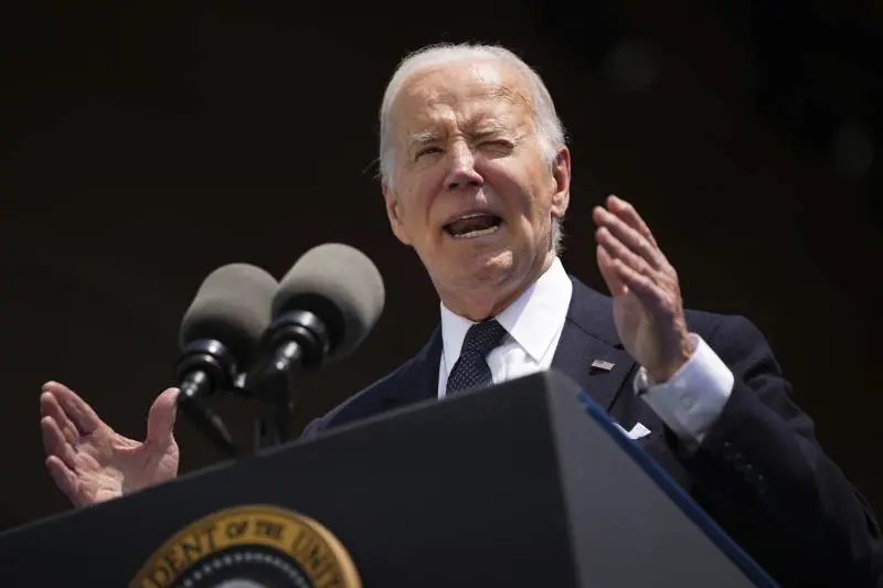 Joe Biden mescola affari privati e politica: le email che lo inchiodano