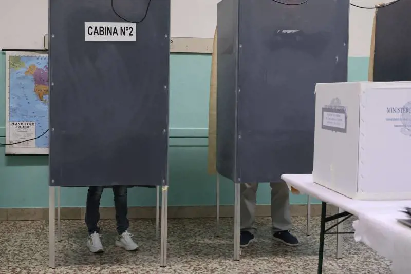 Se il silenzio elettorale è fuori dal tempo