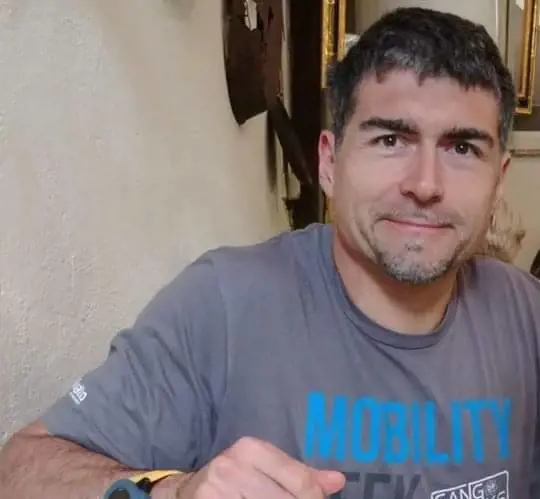 Chi è Andrea Paltrinieri, l'uomo che si è presentato in caserma col cadavere della moglie