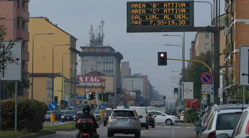 Milano, Area B, da oggi si cambia: quali sono le novità a partire dal 16 giugno