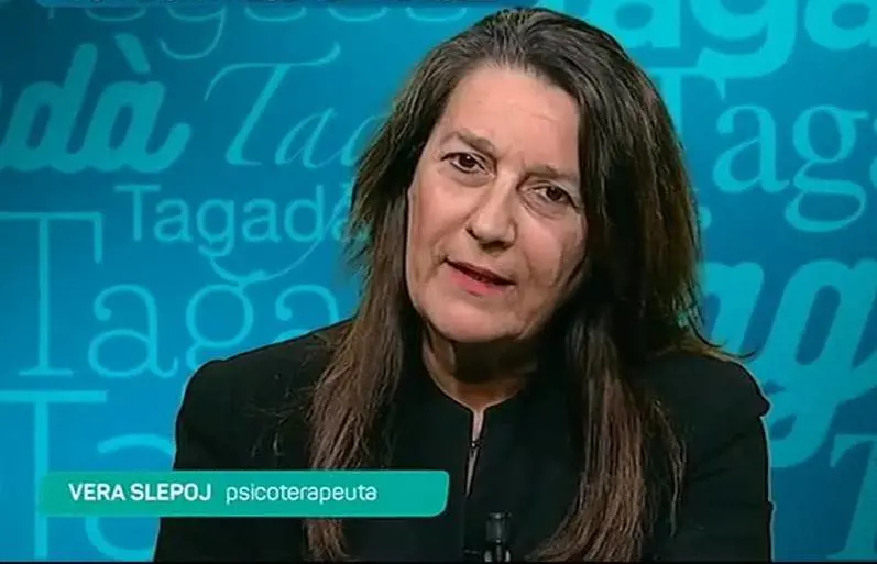 Trovata senza vita in casa la psicologa Vera Slepoj: a ucciderla un malore improvviso