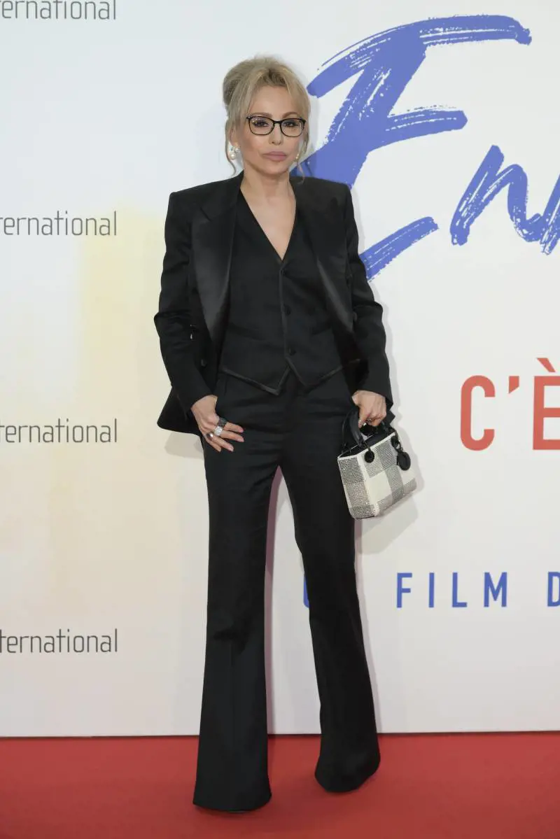 Marina chiude il teatrino di Repubblica