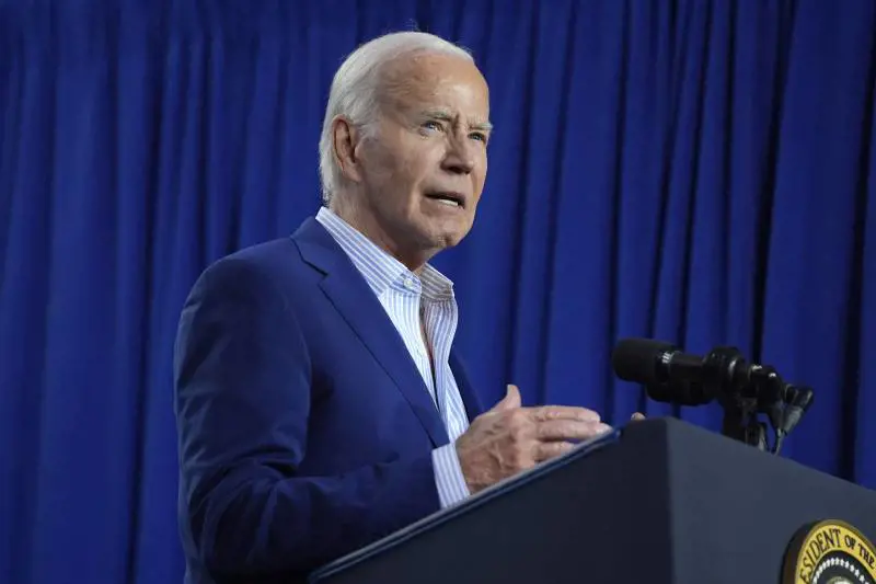 La famiglia trattiene Biden. Per ora...