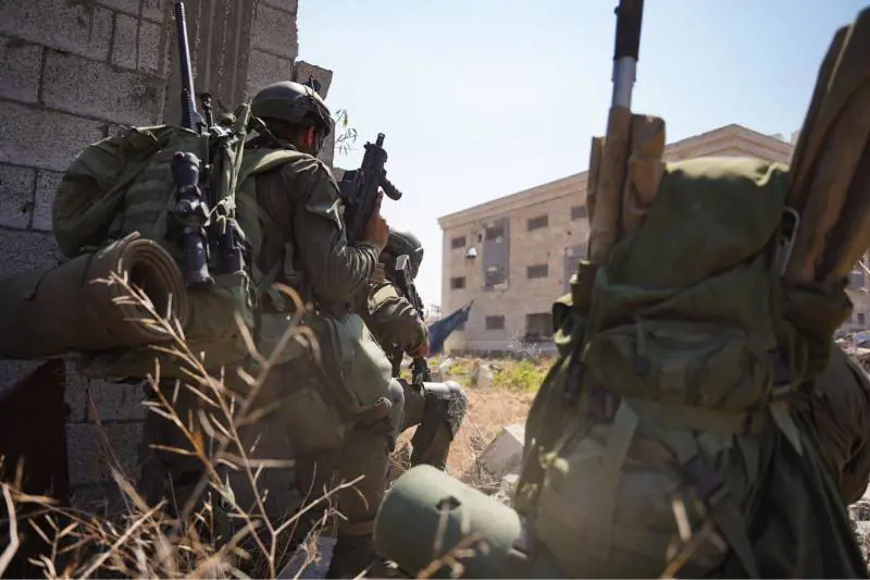 Tregua a Gaza per salvare gli arsenali: i timore dei generali in caso di guerra contro Hezbollah