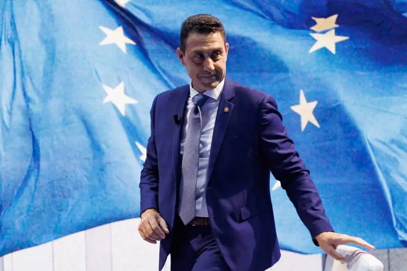"Con la Lega condivido i valori. Perché andare altrove?". Vannacci spegne ogni polemica